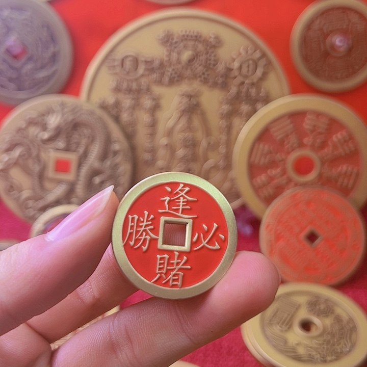 精品高货花钱护您万周全（现代工艺品