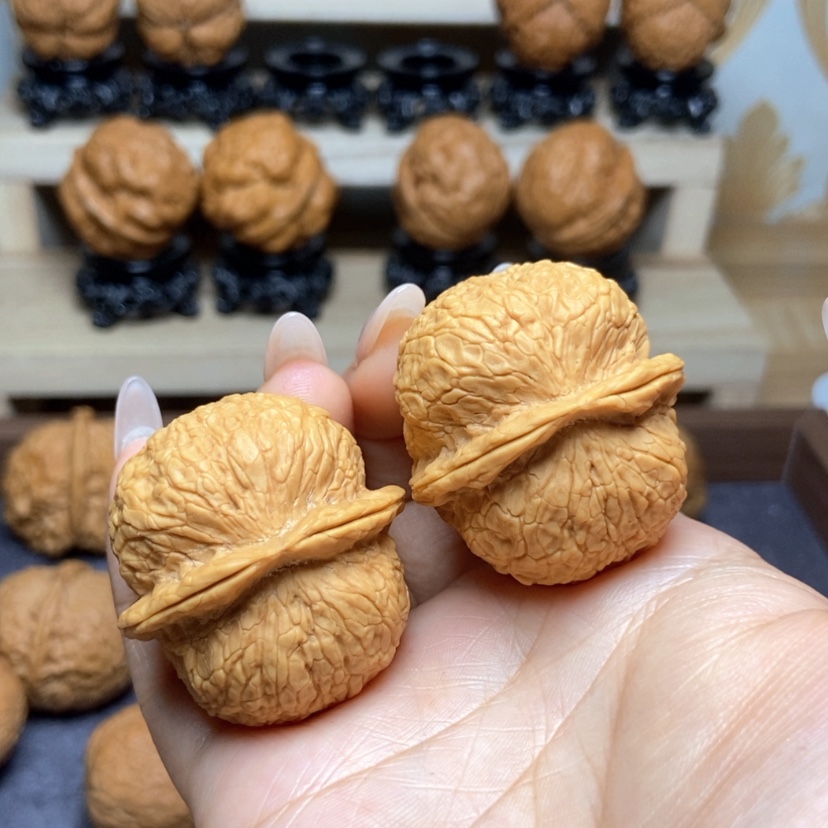 【闪购商品】桃核吊坠8…………40mm