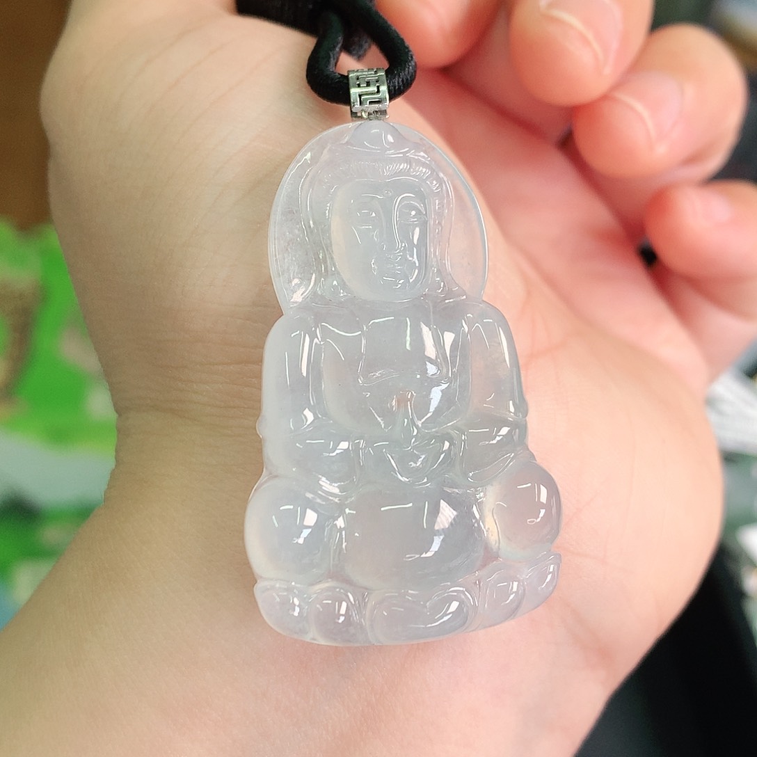 翡翠颈饰18K金镶嵌冰胶观音46*27*6