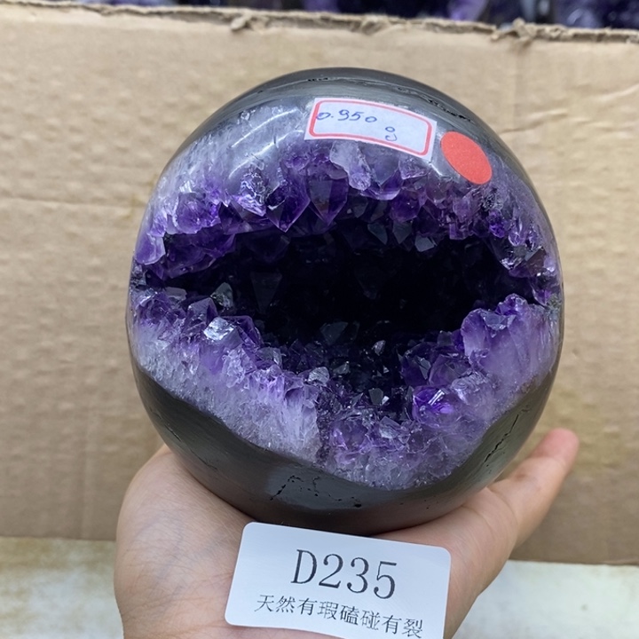 未镶嵌水晶大型摆件（非配饰）