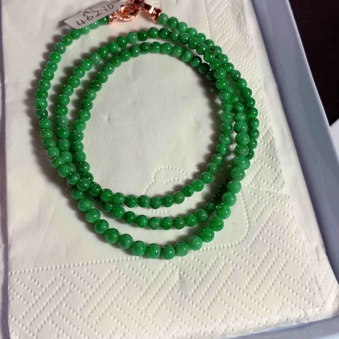 翡翠颈饰未镶嵌项链