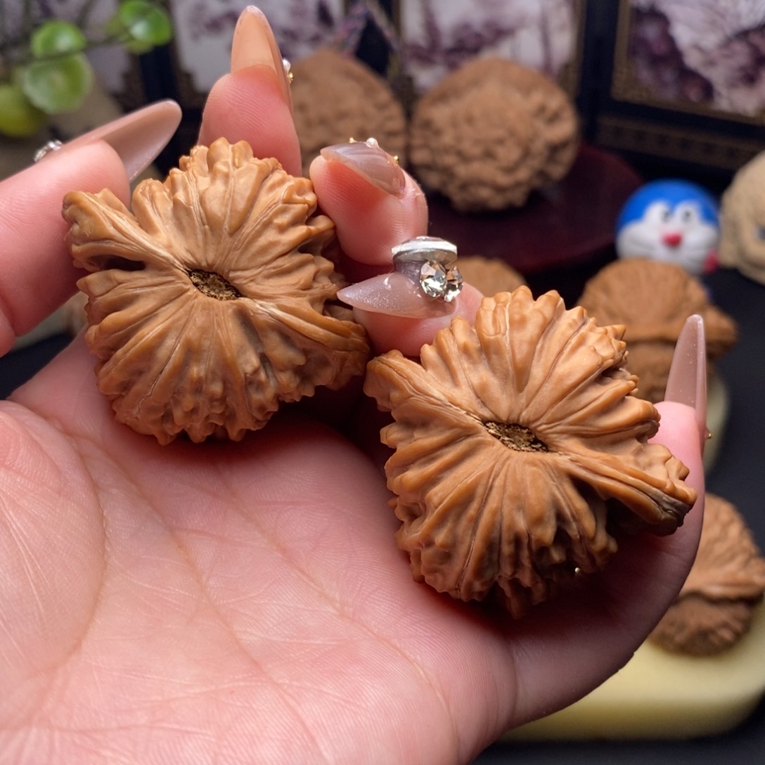 文玩核桃吊坠全品山地楼44