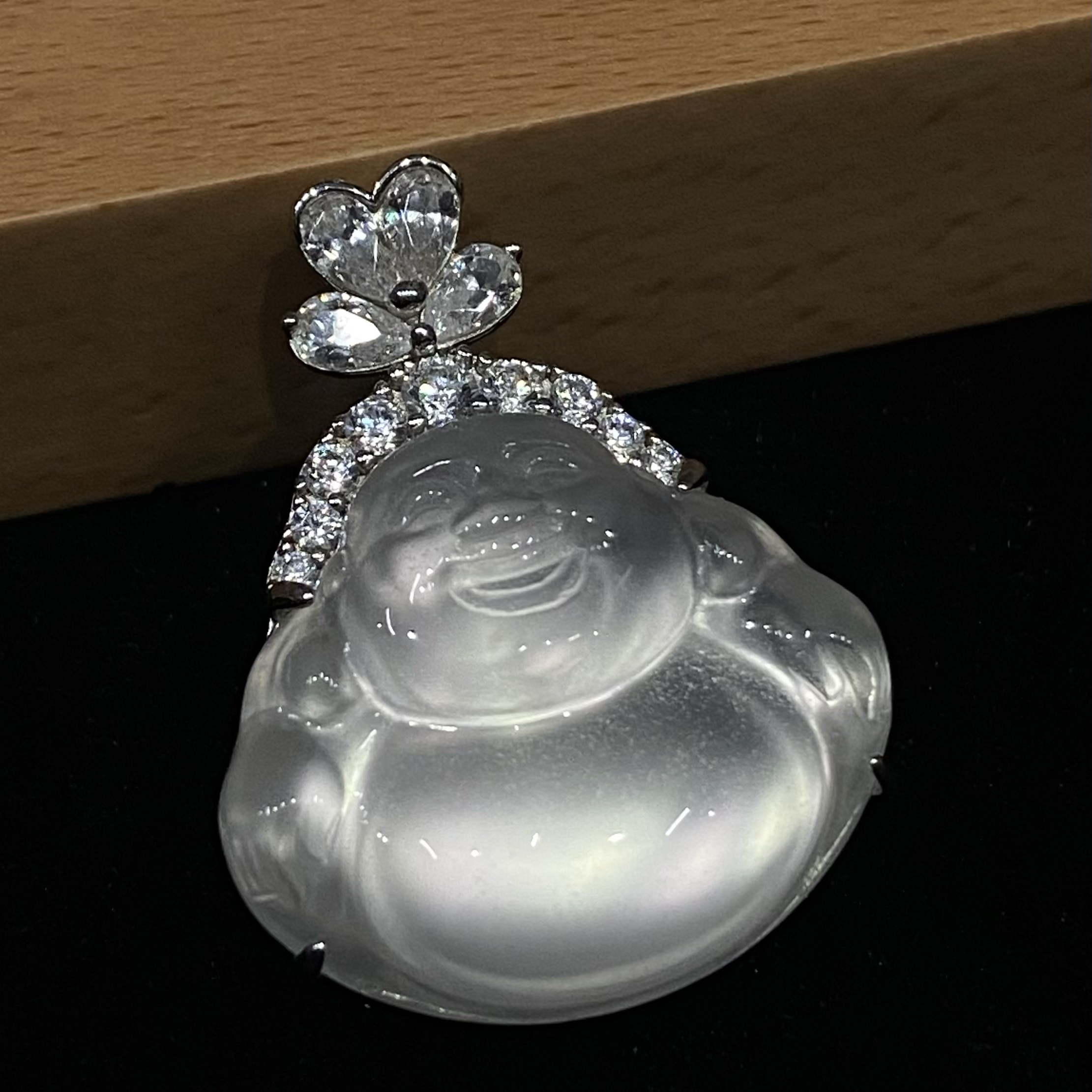 天然缅甸石英岩质玉高冰种佛公吊坠冰透贵气