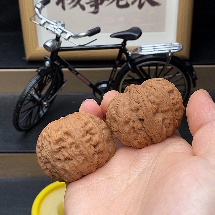 哈****吊坠桃核元宝全品