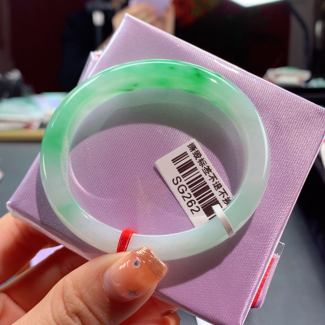 翡翠手镯未镶嵌16号超值推荐款