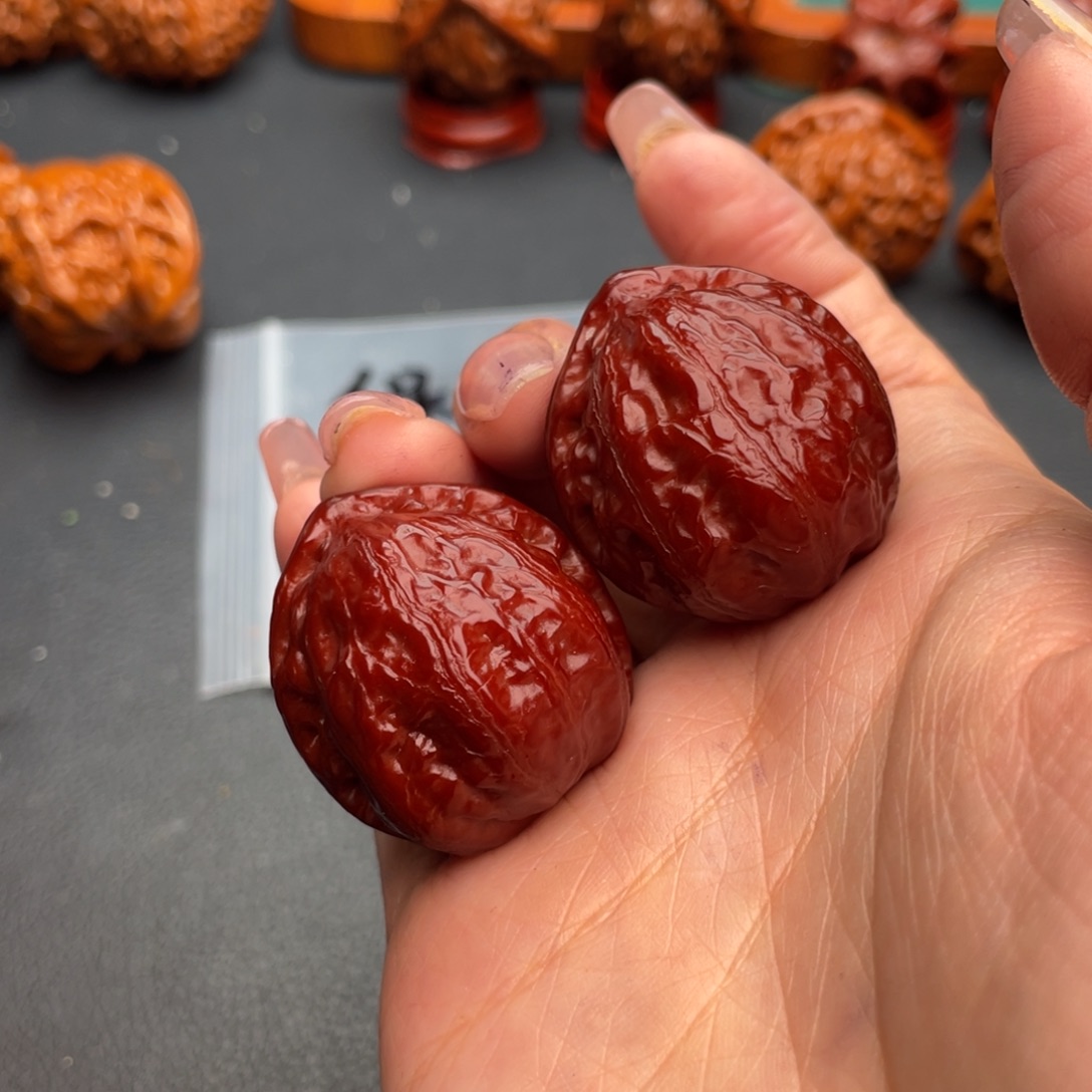 磊***磊把件文玩核桃至尊虎