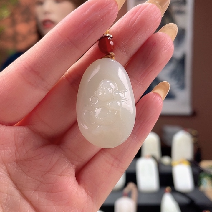 颈饰未镶嵌和田玉