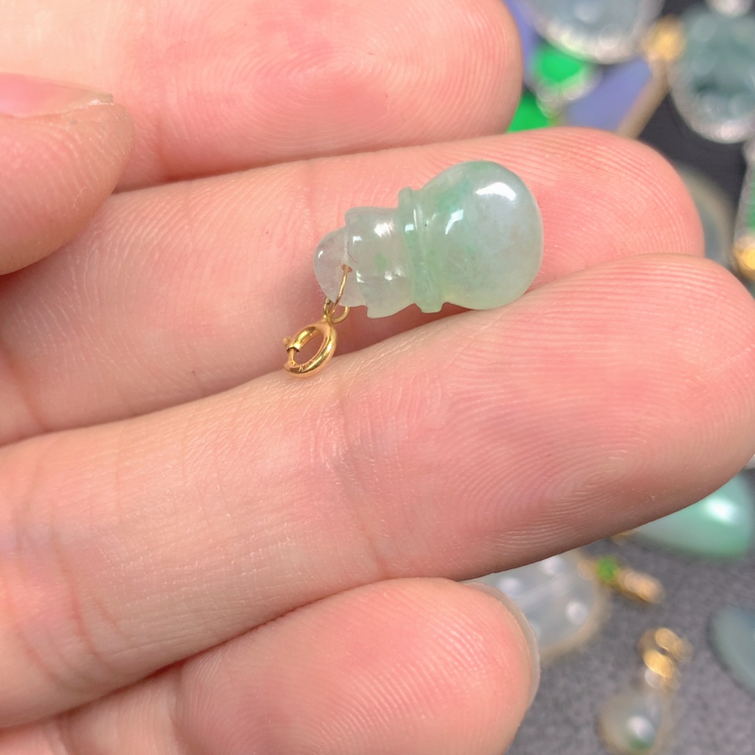 【闪购商品】翡翠颈饰18K金镶嵌翡翠