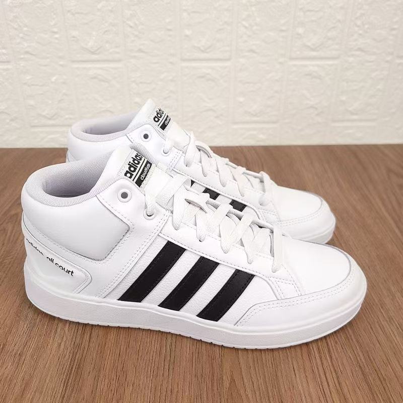 【门店孤品，微瑕慎拍】Adidas百搭防滑耐磨秋冬中帮休闲板鞋HO2980