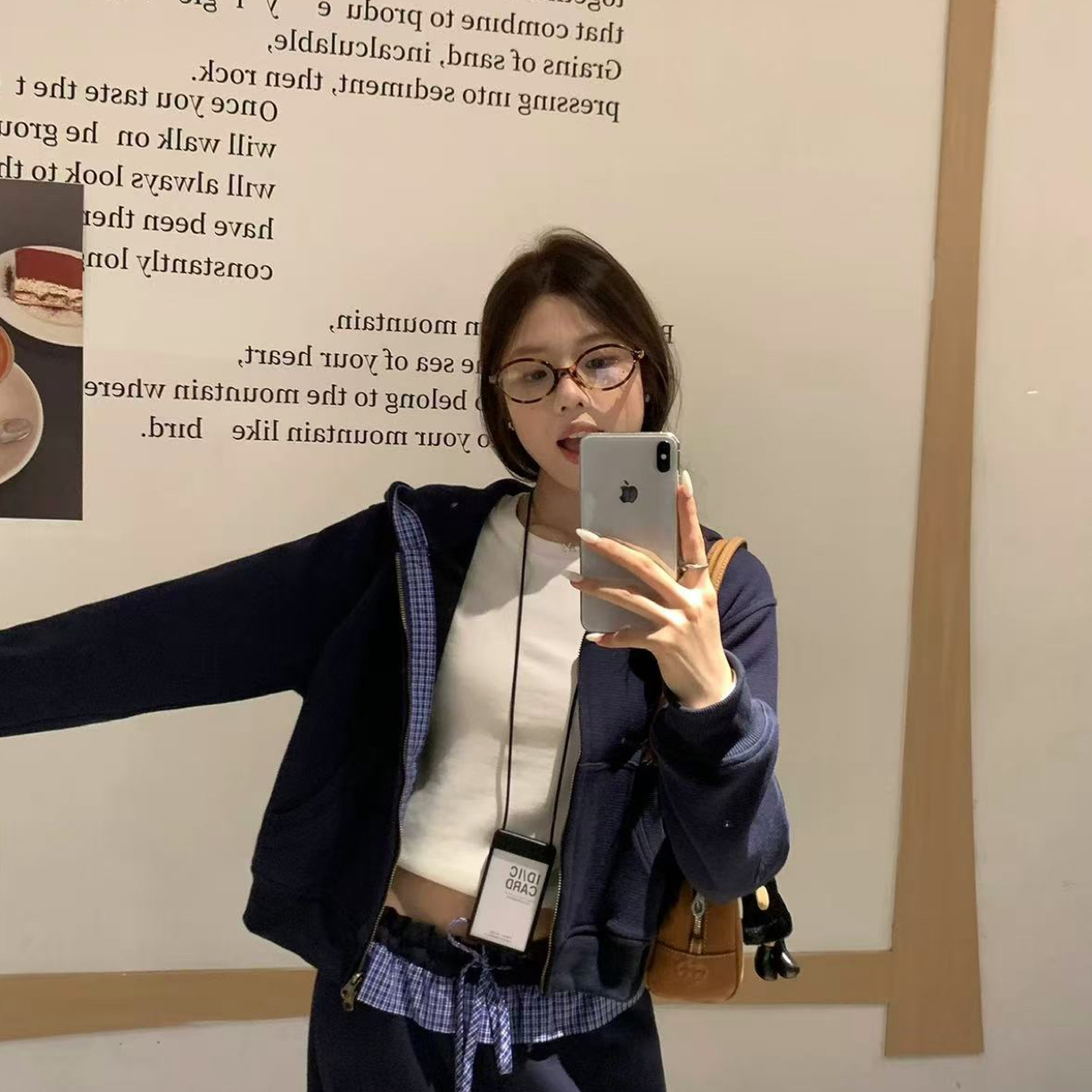 秋季宽松休闲短款【69-99】