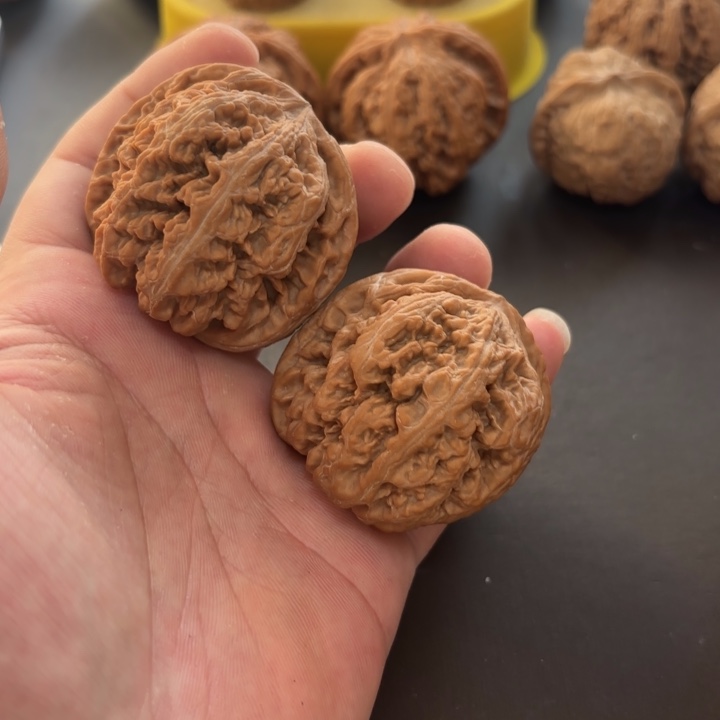 强***；大叶紫檀（黑酸枝木类）粗筋