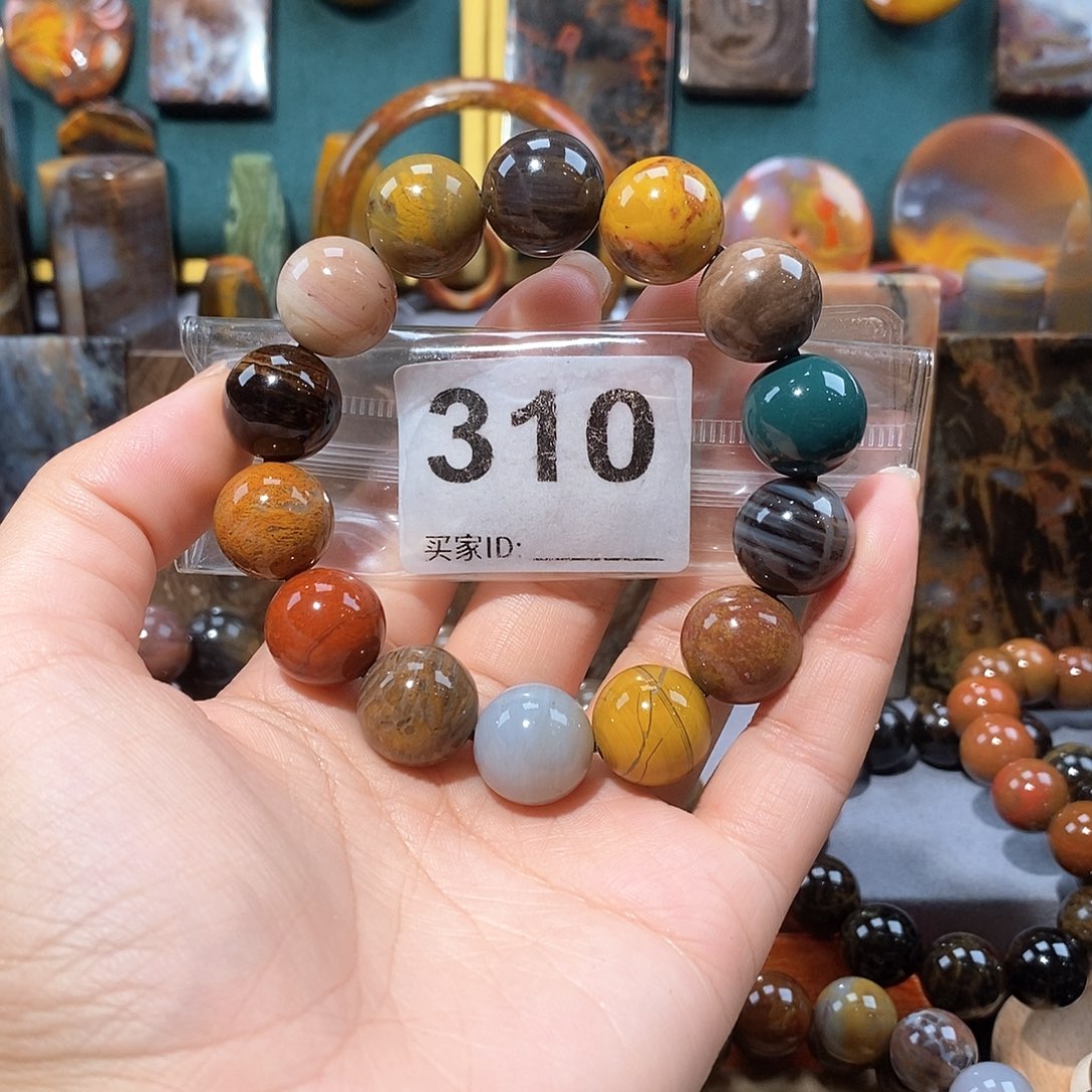 硅化玉天然北票硅化玉手串未镶嵌天然北票硅化玉手串