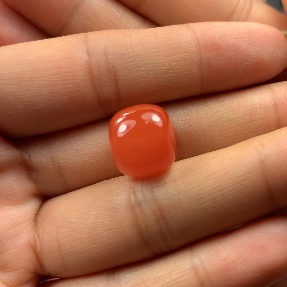 南红玛瑙珠子未镶嵌