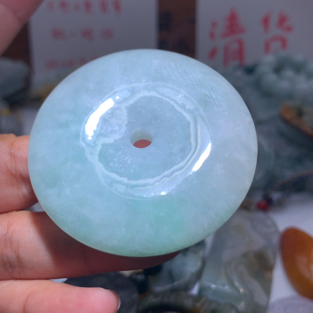 翡翠未镶嵌颈饰保真天然A货翡翠