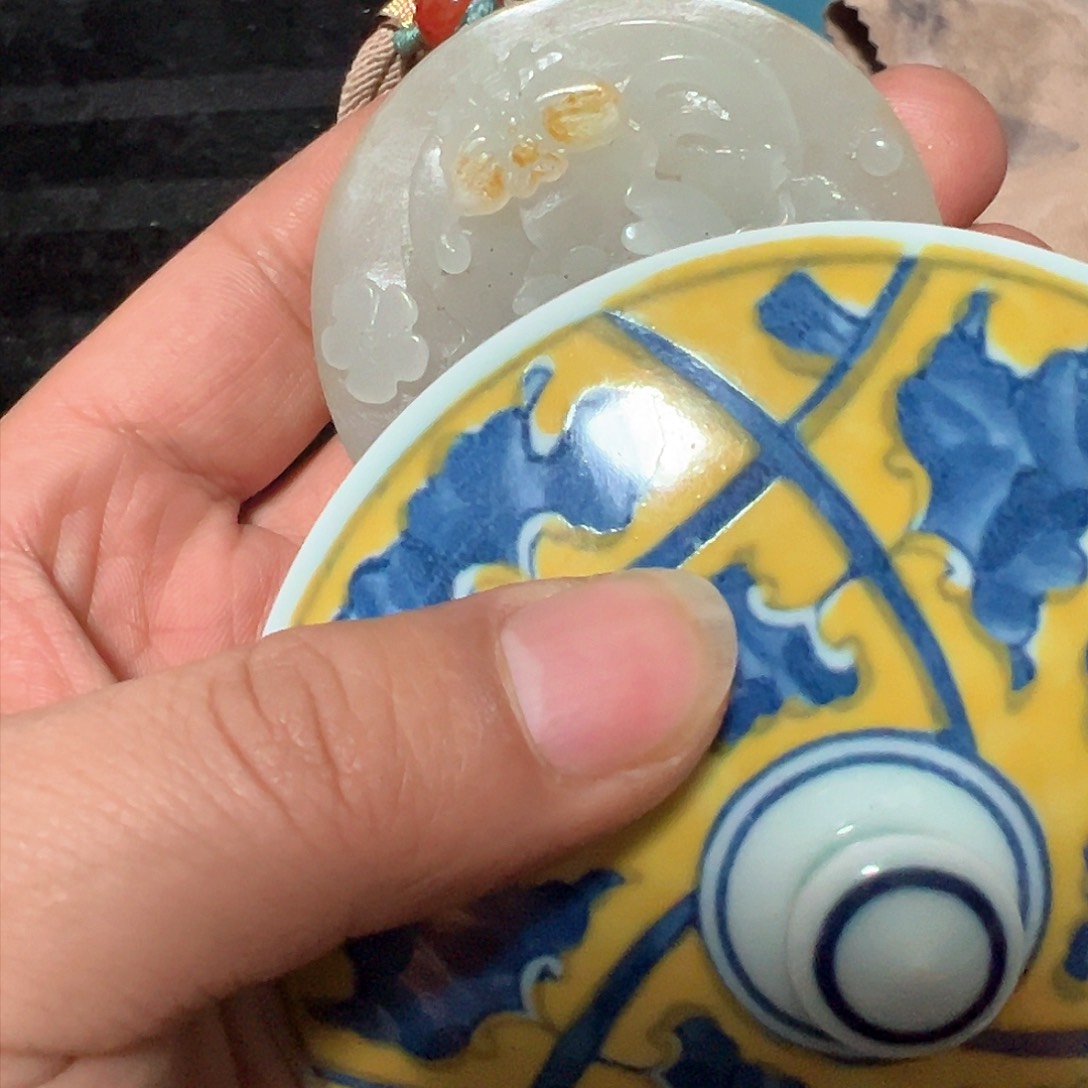 碟虎**威瓷器木器工艺摆件