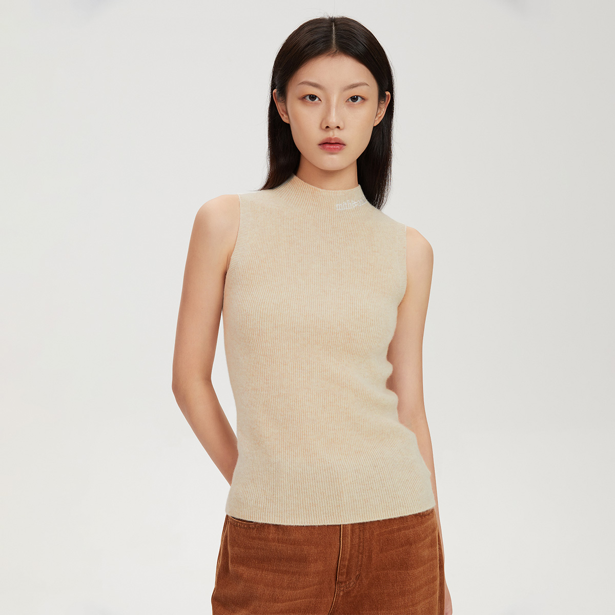 mithworld/沵媞时尚无袖针织背心W7FFS6135N3A