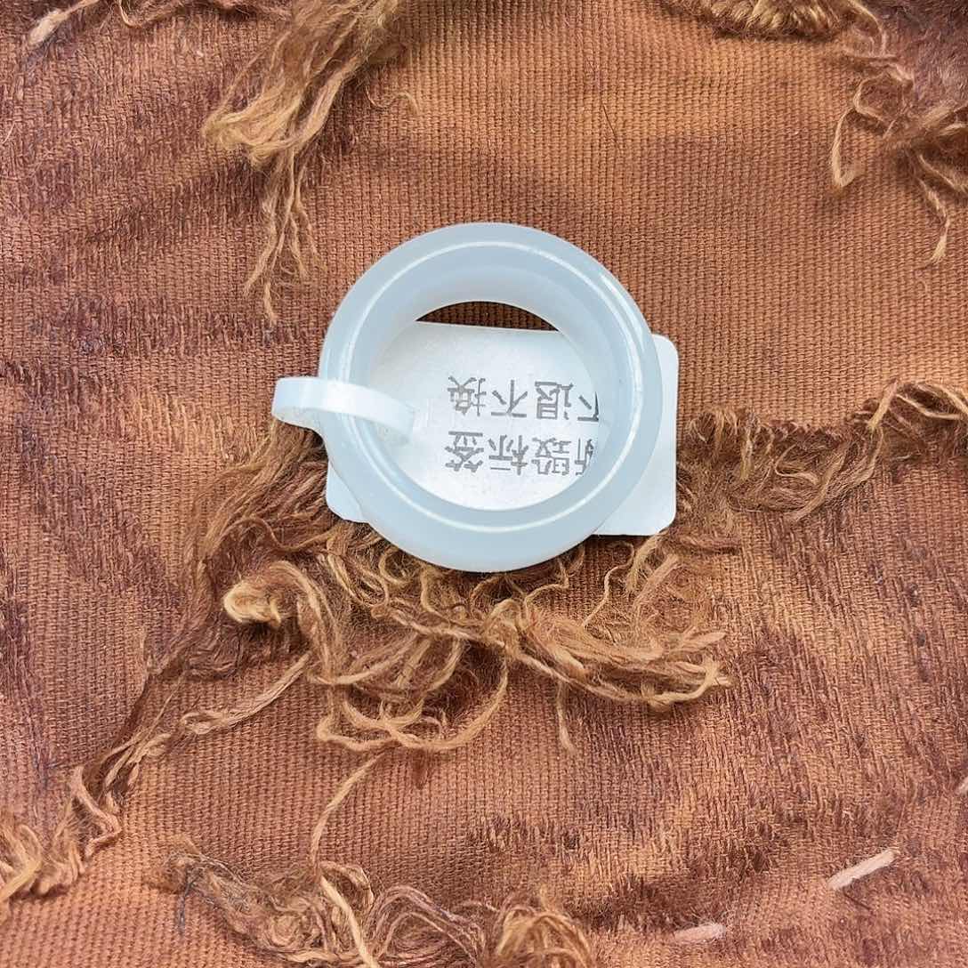 和田玉未镶嵌戒指