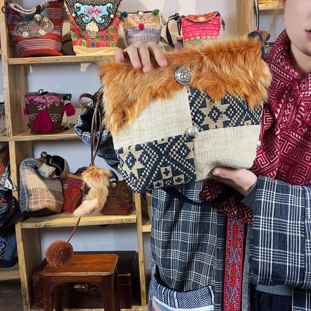 织绣手工制作包包