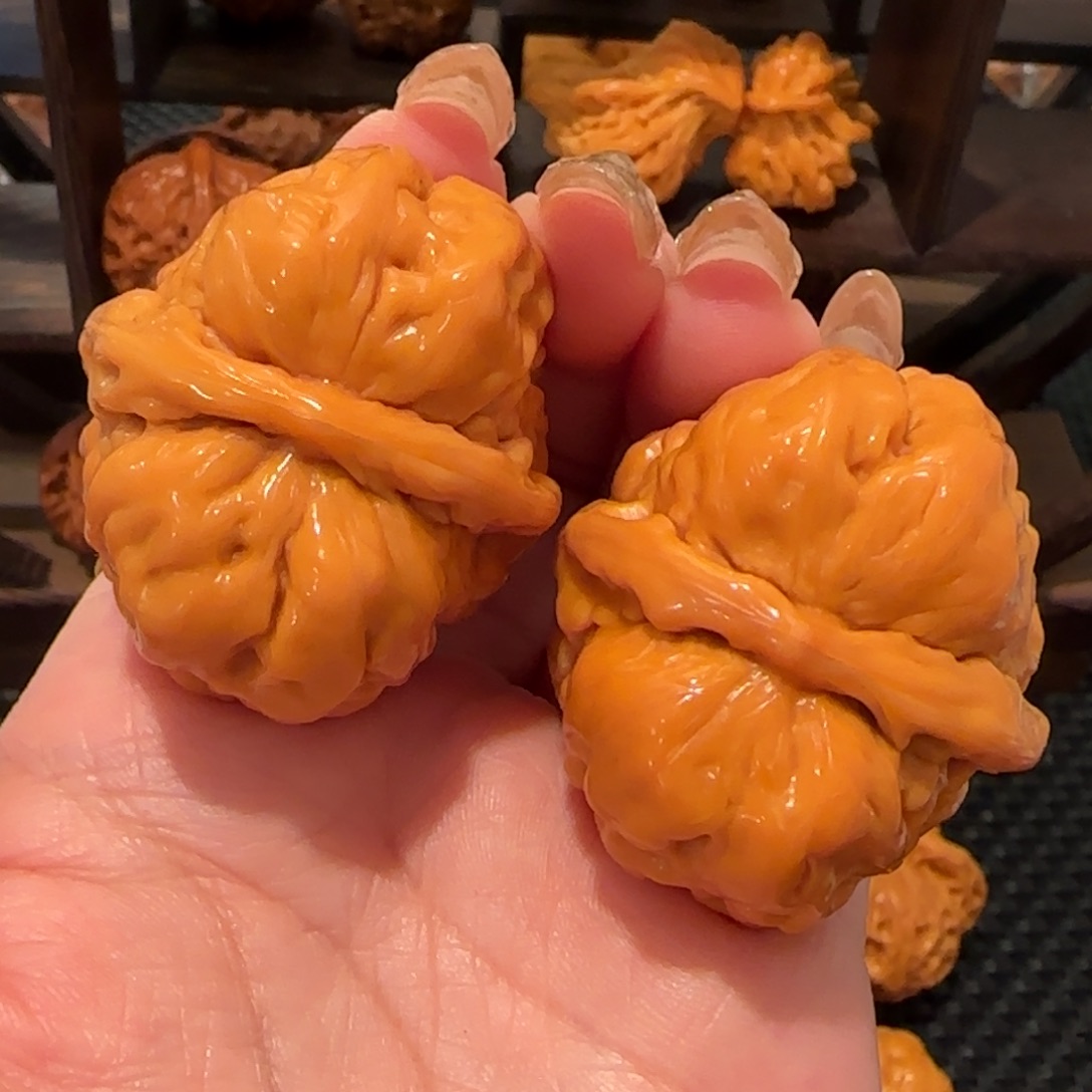 桃核吊坠蛤蟆头38精品