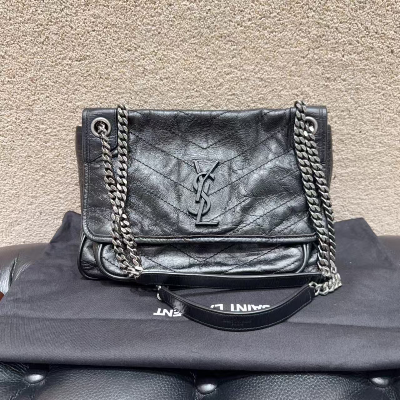 99新 YSL/圣罗兰 黑银niki 中号油蜡皮/箱包/单肩包