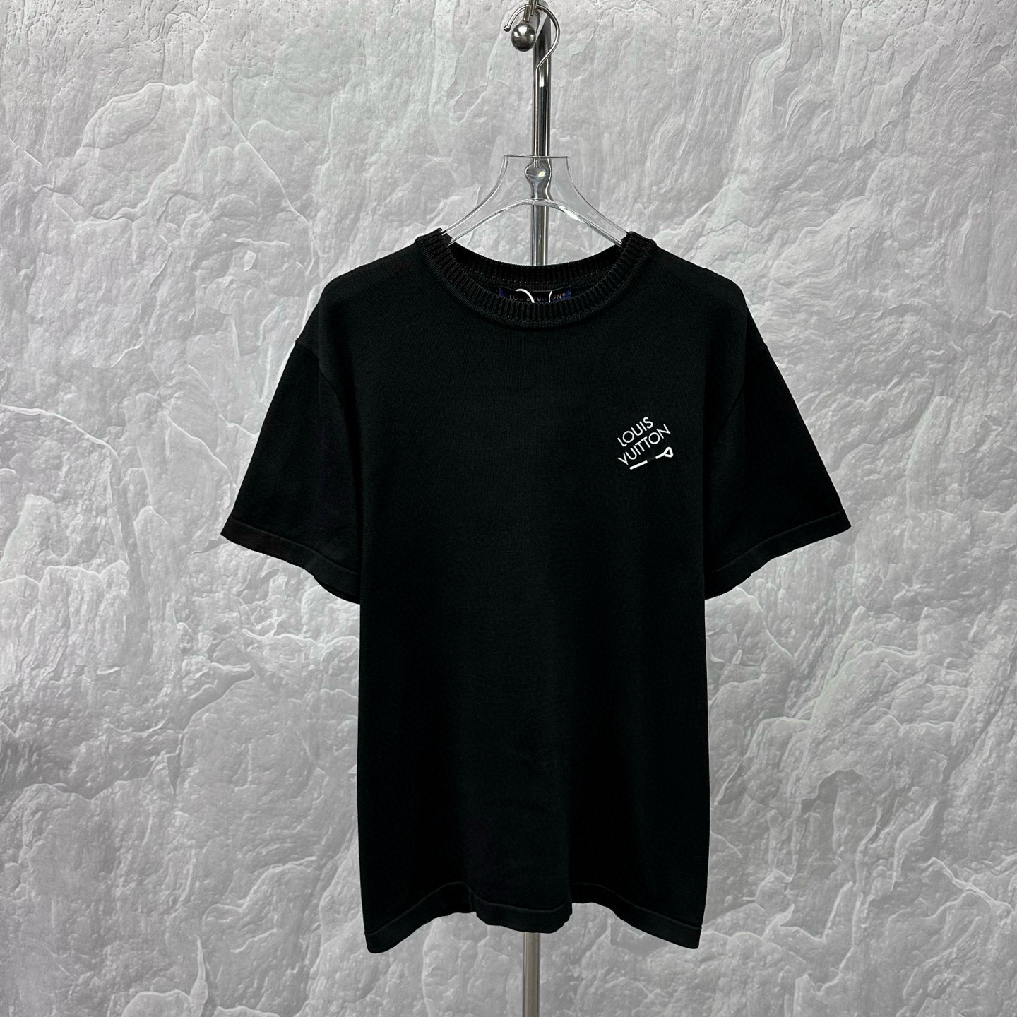 未使用 LouisVuitton/路易威登 别针字母刺绣针织短袖 M码P02150
