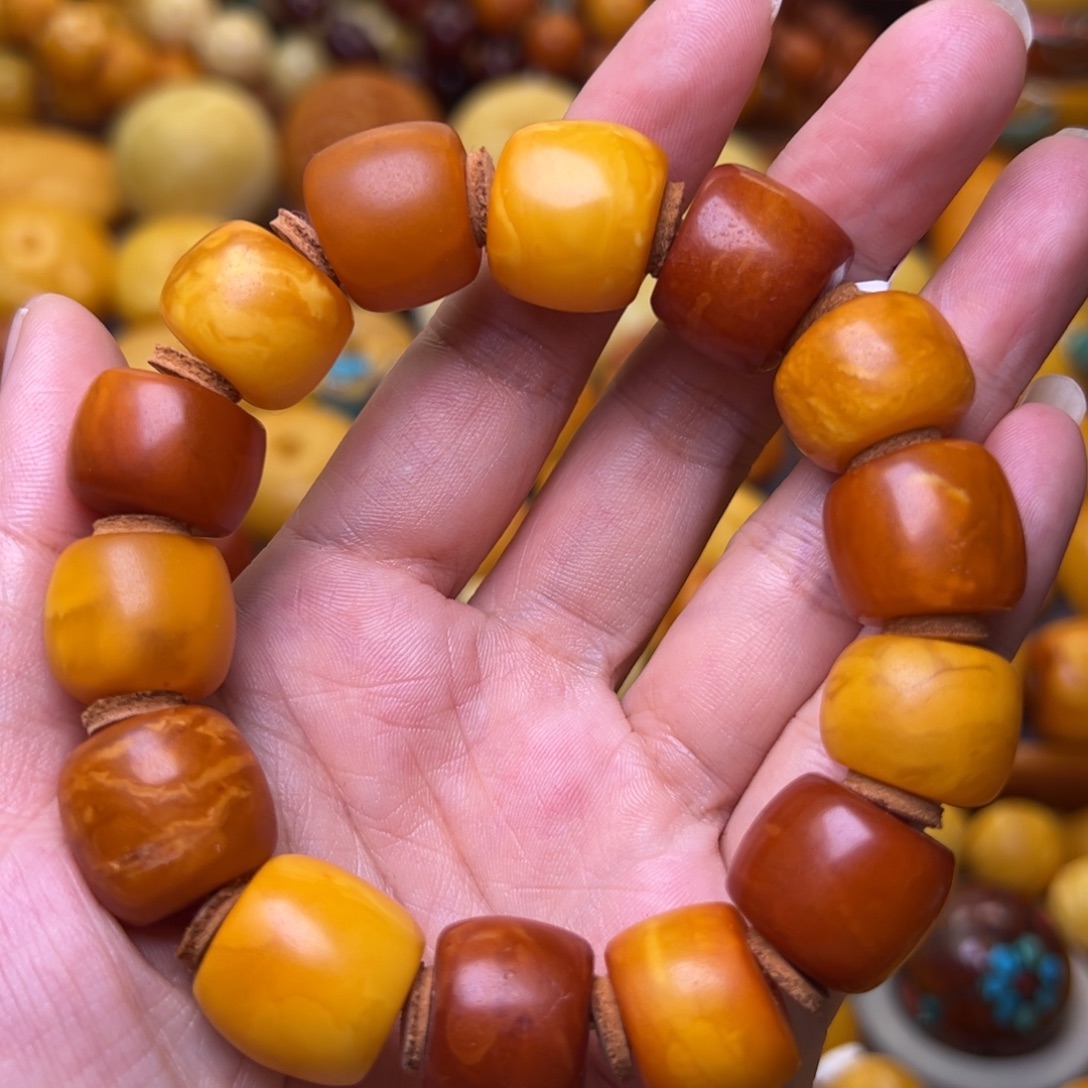 蜜蜡未镶嵌珠宝奇石16左右