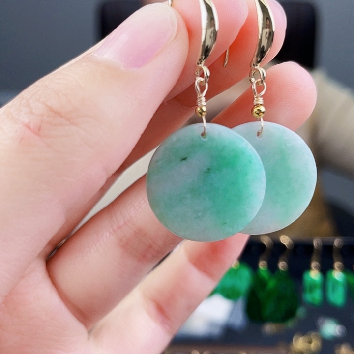 翡翠耳饰未镶嵌饰品