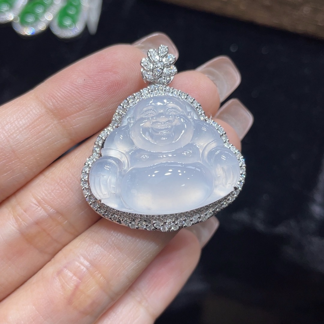 翡翠颈饰18K金镶嵌天然缅甸翡翠