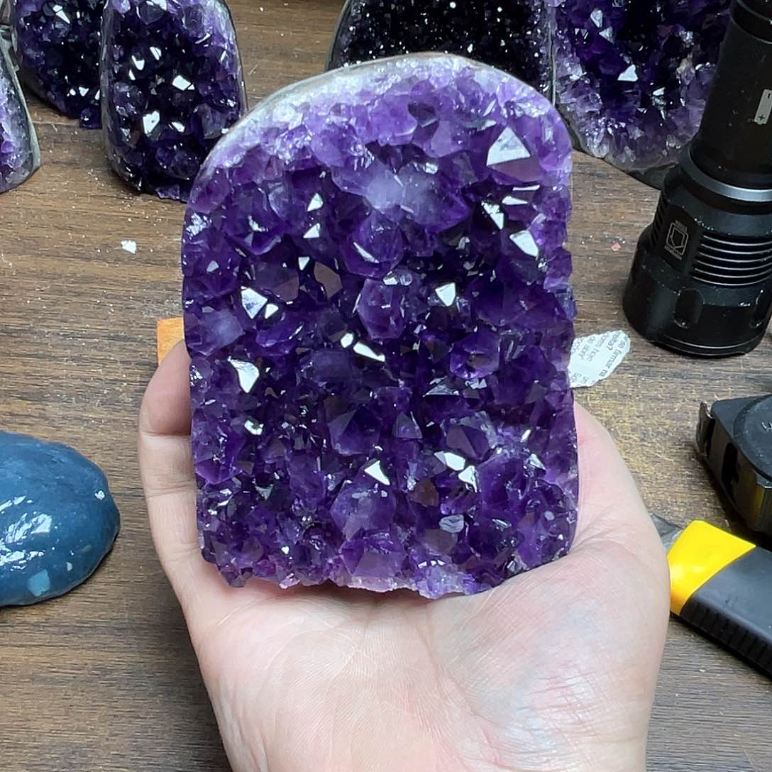 紫晶大型摆件（非配饰）未镶嵌