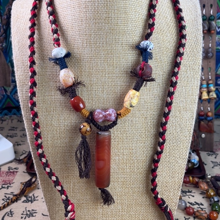 玛瑙/玉髓未镶嵌颈饰