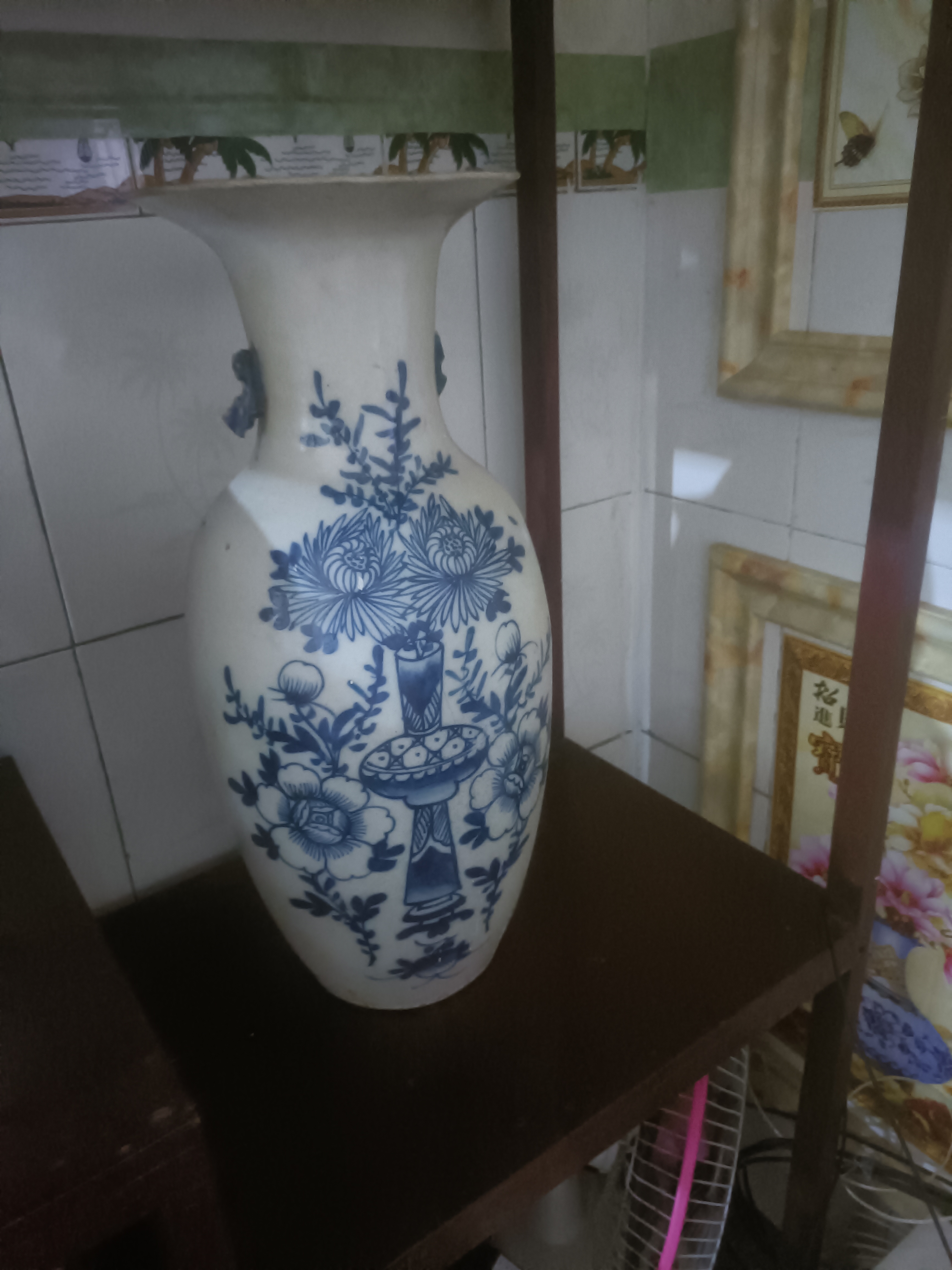 民宿老物件，青花瓷碗