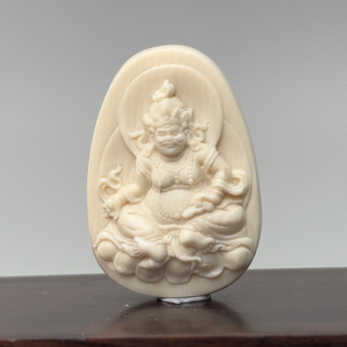 DEZHI/德志【黄财神】5.7g29*20*10mm猛犸吊坠K893
