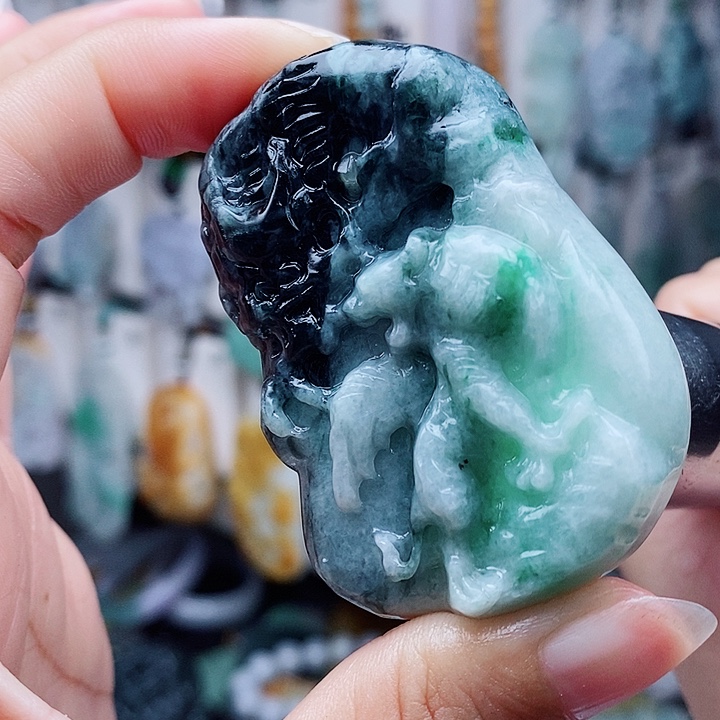 翡翠未镶嵌颈饰翡翠