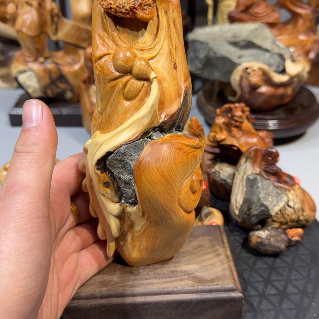 柏木（崖柏）风**扬精品文玩，喜欢可入