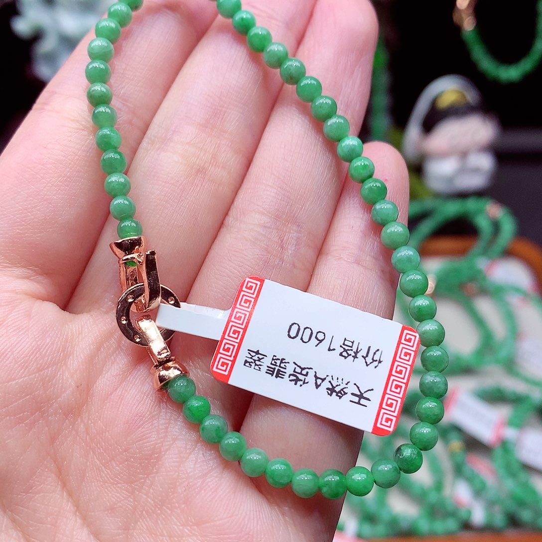 翡翠未镶嵌手链翡翠