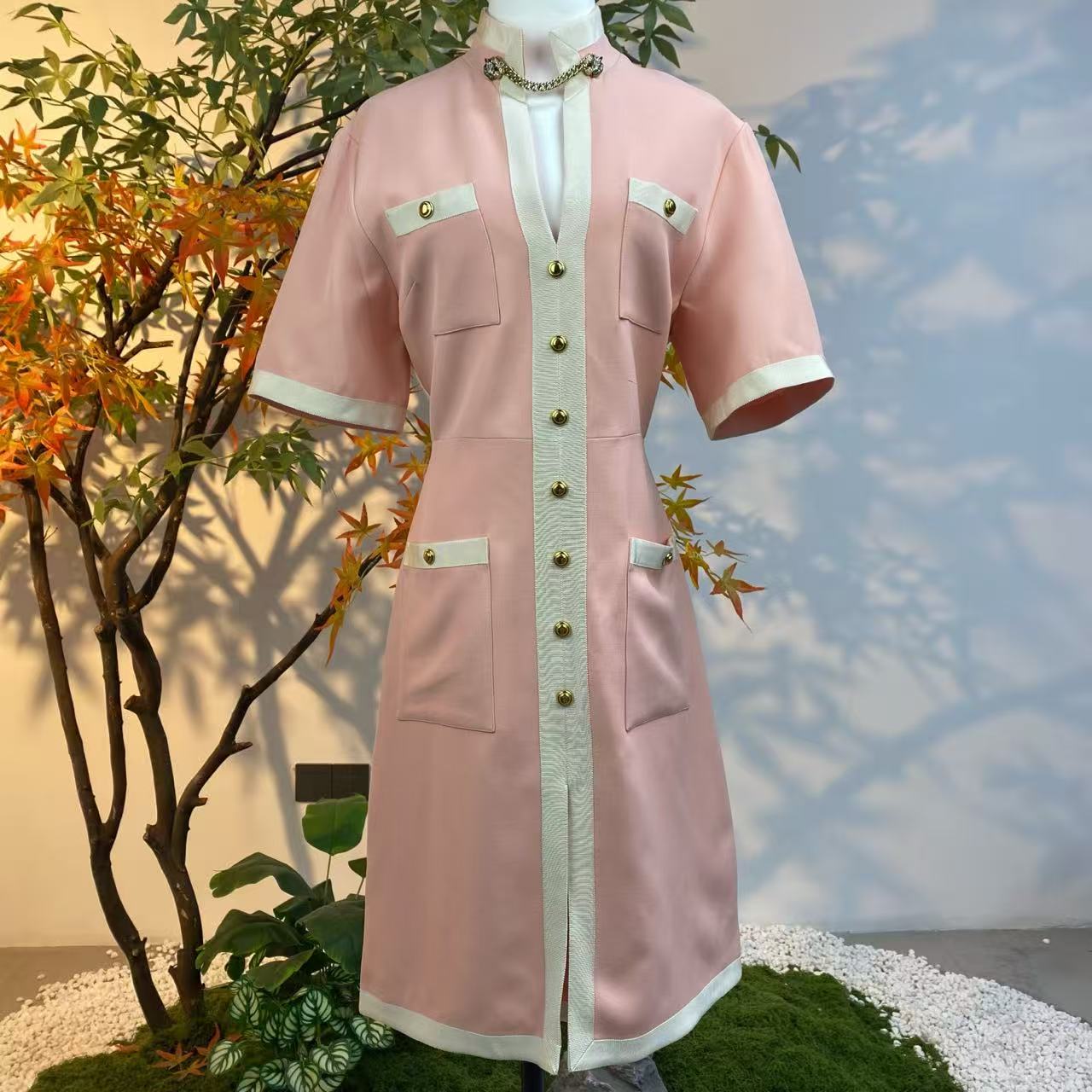 99新 GUCCI/古驰 2511228/44码/多口袋排扣收腰连衣裙