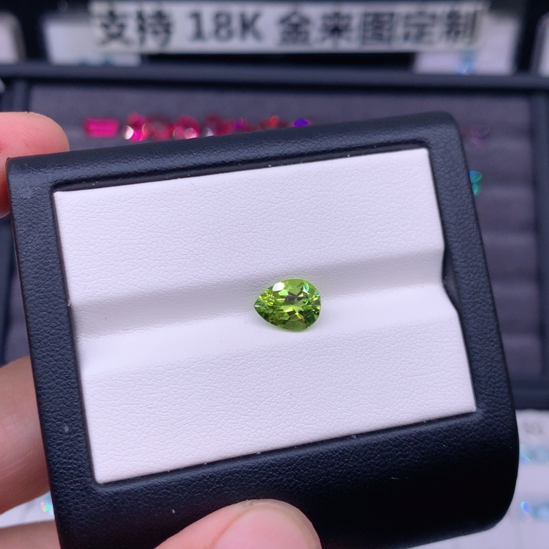 1.9克拉水滴未镶嵌橄榄石
