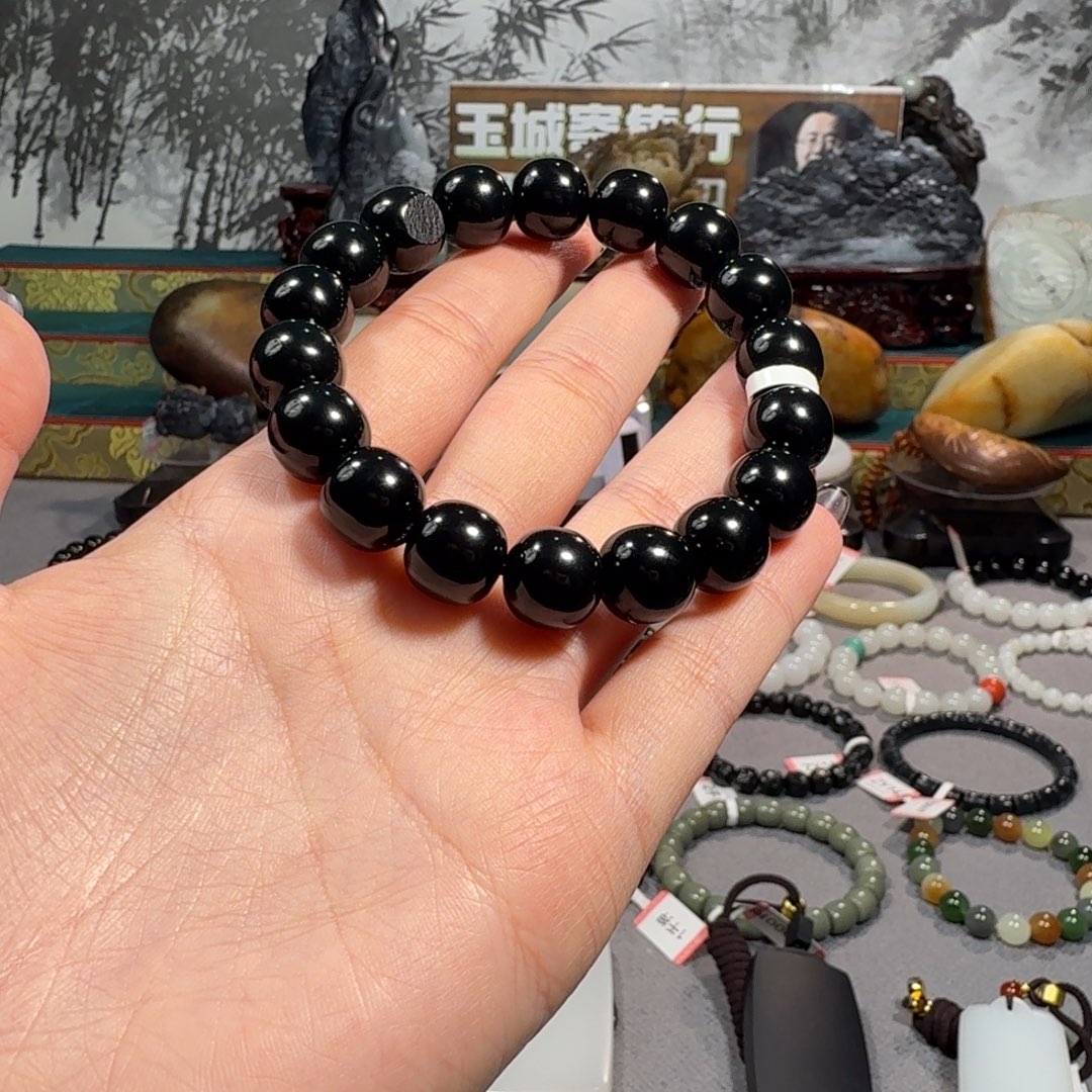 和田玉未镶嵌手串