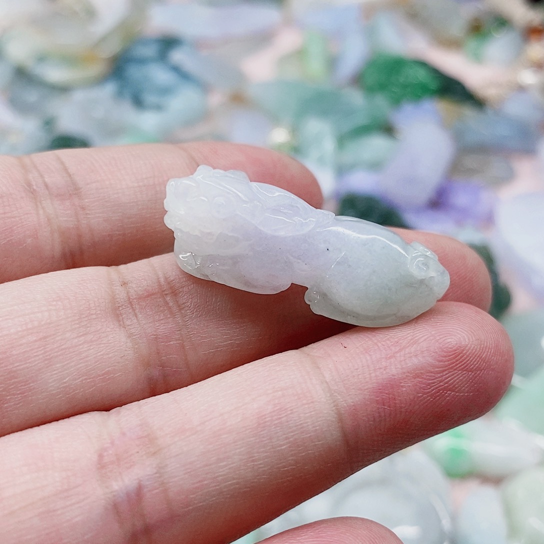 颈饰未镶嵌翡翠天然