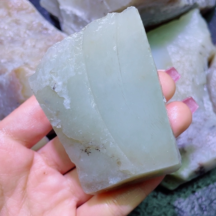 和田玉未镶嵌珠宝半成品