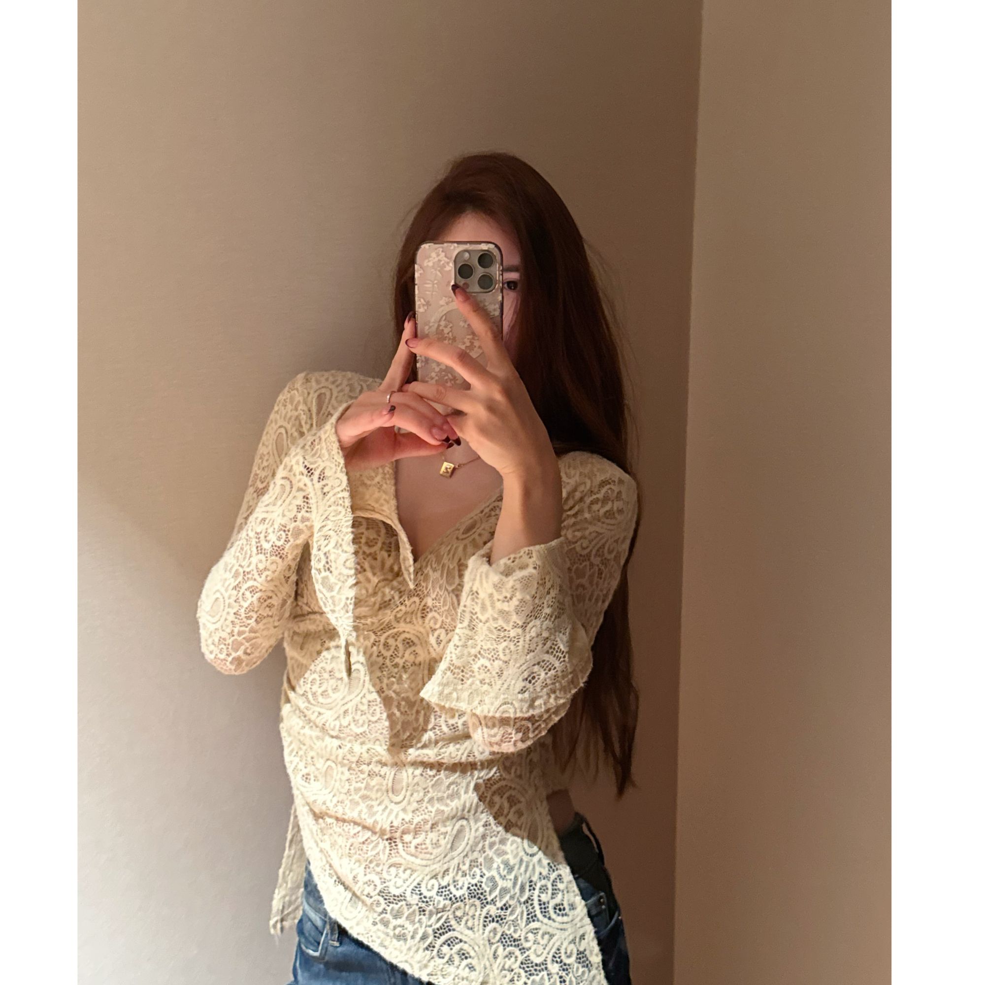 Amono-【飘飘欲仙】性感小妩媚系列蕾丝打底衫