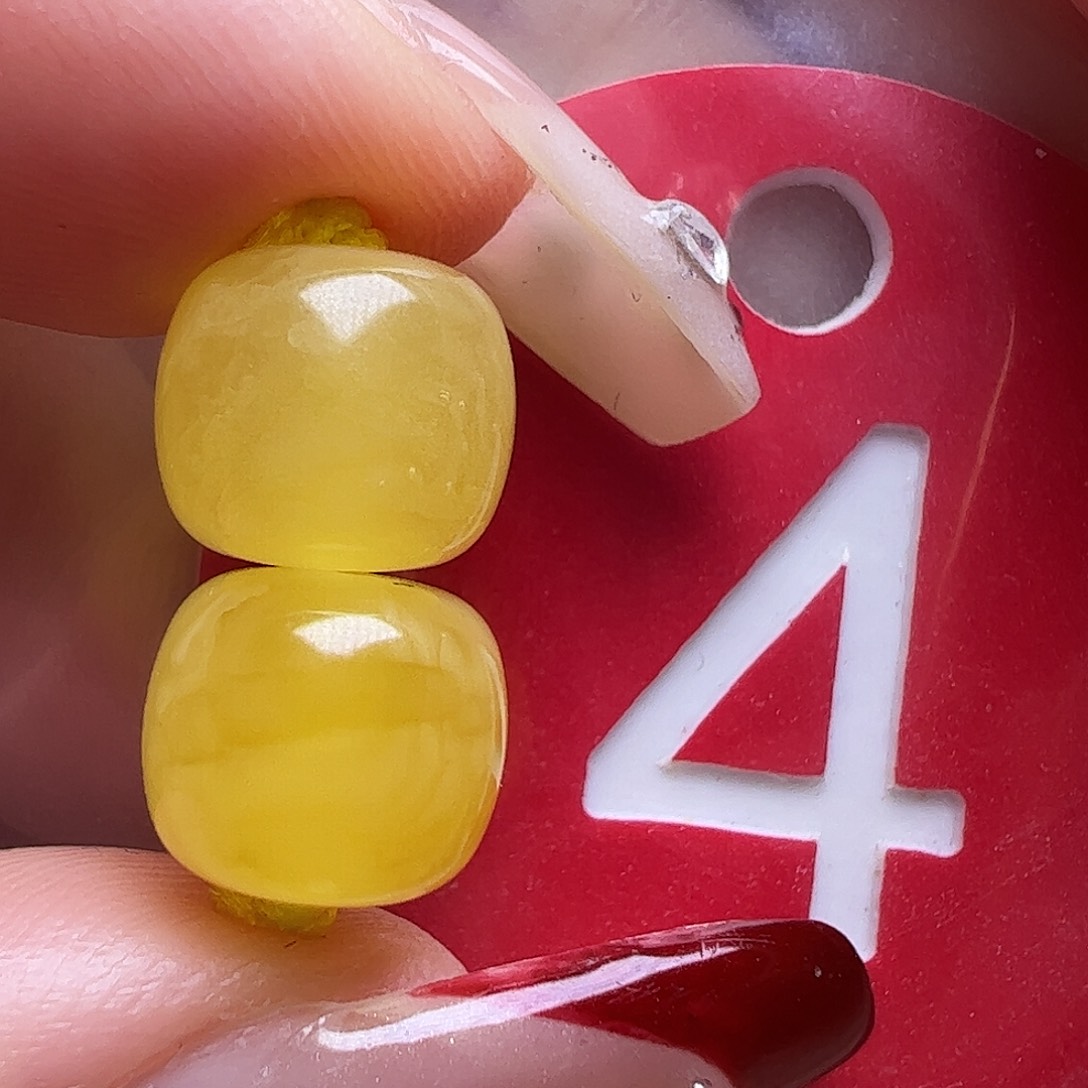 蜜蜡未镶嵌珠宝奇石9mm鸡油黄老型