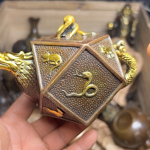 铜制工艺把玩摆件