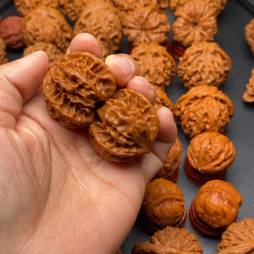 【闪购商品】文玩核桃把件?****1文玩核桃