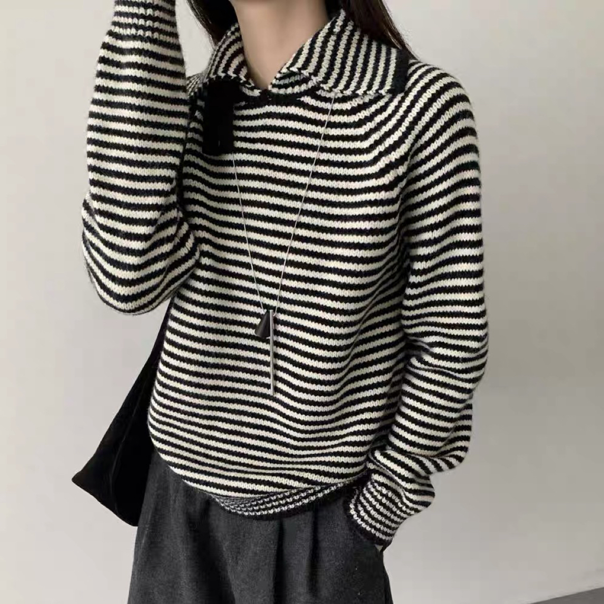 董小姐/“条纹”韩系复古百搭宽松条纹立领撞色翻领纽扣毛衣针织衫