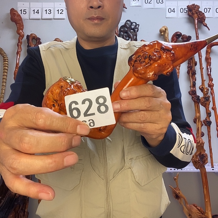 林***洲大叶紫檀（黑酸枝木类）