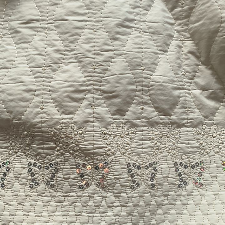 米白色蝴蝶葫芦亮片3米！！！