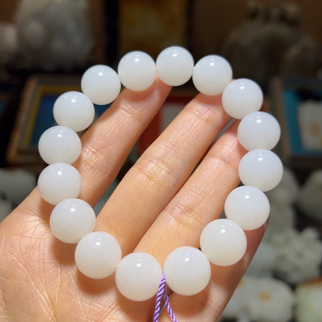 和田玉未镶嵌挂件燕*舞