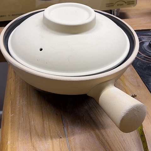 微瑕，明火，口径23，高8，1.6L带盖