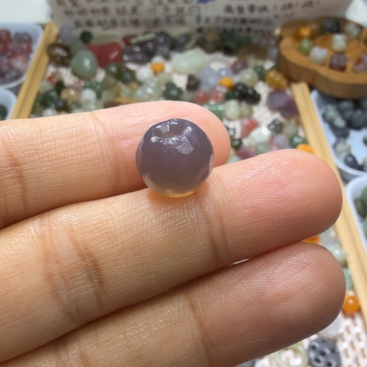 和田玉未镶嵌珠宝半成品